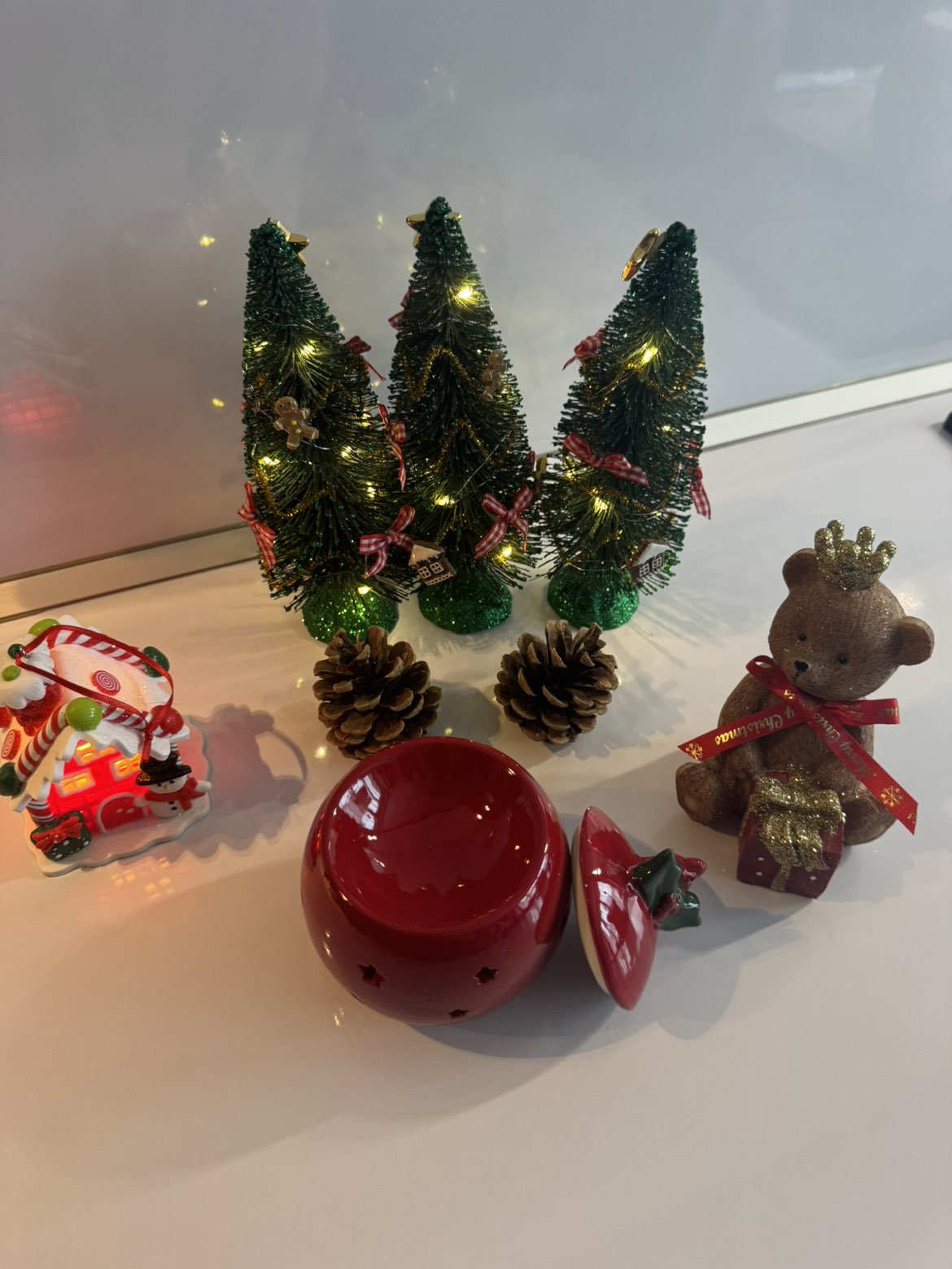 Brûle-Parfum Boule de Noël Rouge avec Houx