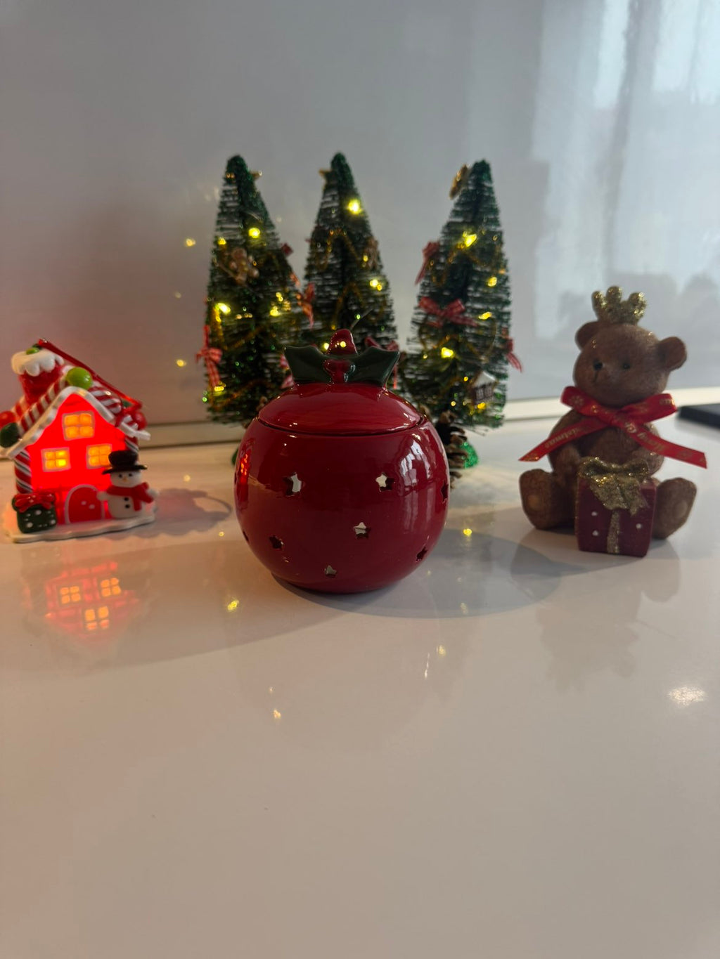 Brûle-Parfum Boule de Noël Rouge avec Houx